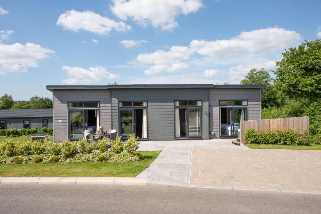 Primrose Lodge, 25 Roadford Lake Lodges Lifton Bagian luar foto