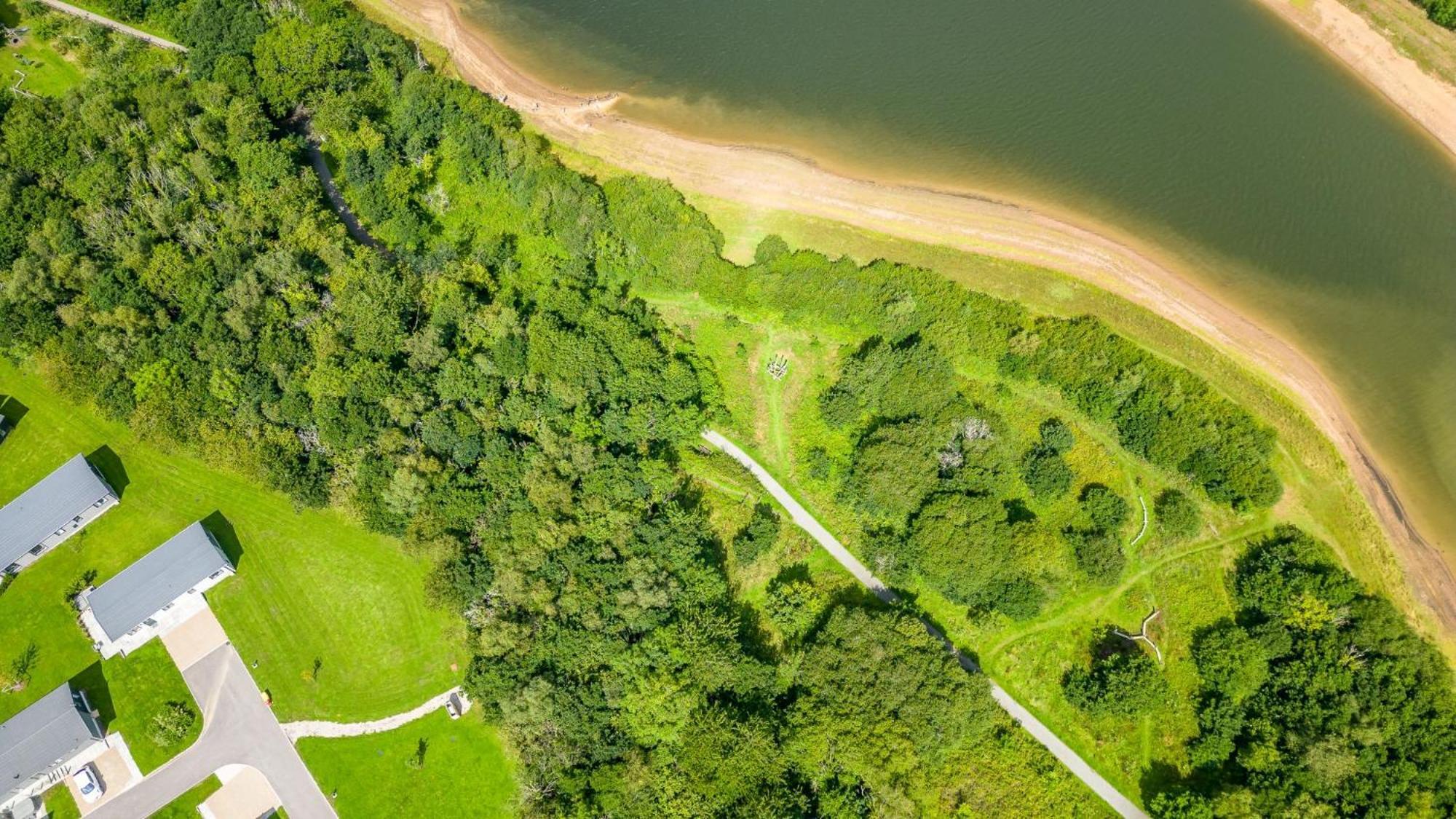 Primrose Lodge, 25 Roadford Lake Lodges Lifton Bagian luar foto